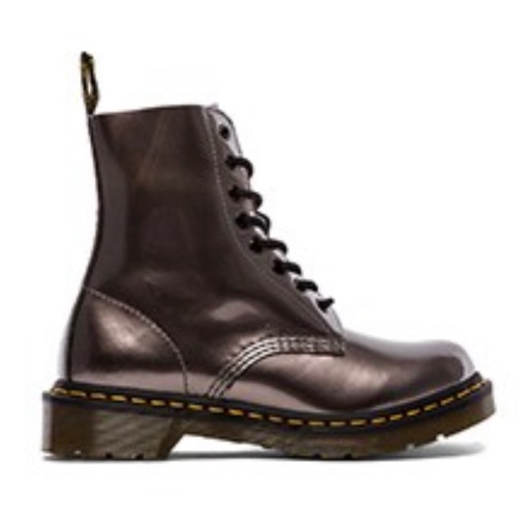 Dr. Martens Pascal 8-Eye Boot in Pewter Size 8 - Picture 2 of 11